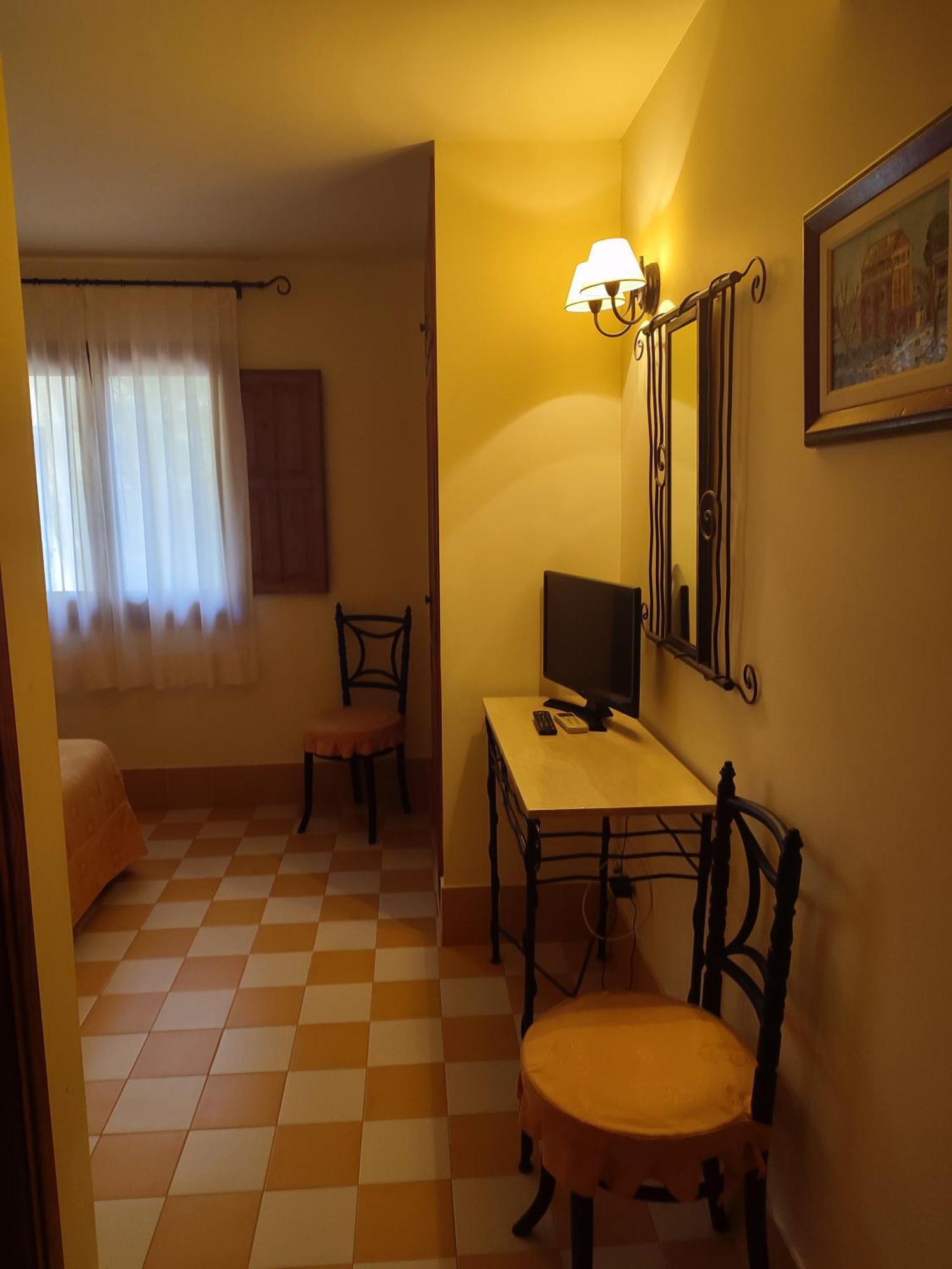 El Sester Bed and Breakfast La Torre de les Maçanes  Habitación foto