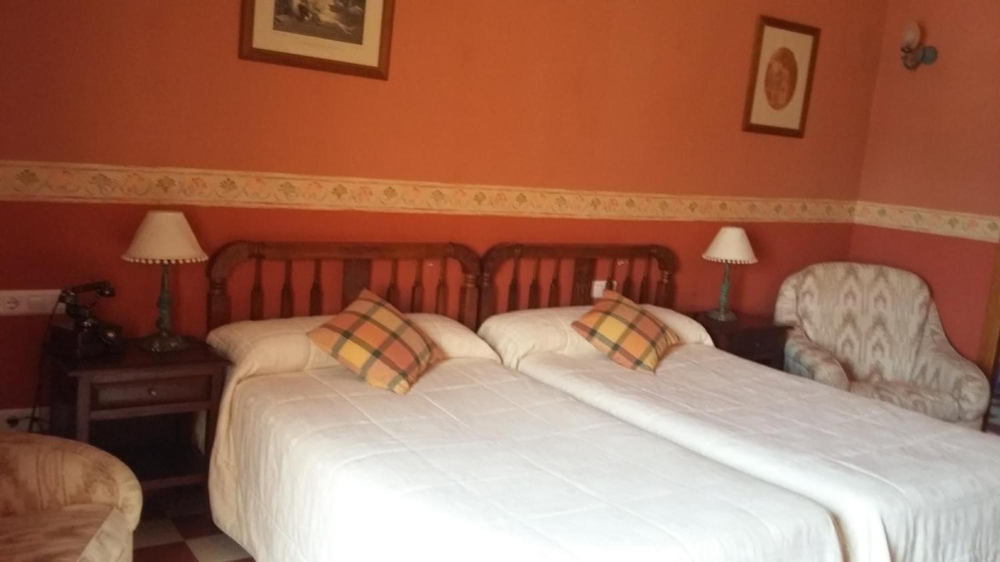 El Sester Bed and Breakfast La Torre de les Maçanes  Habitación foto