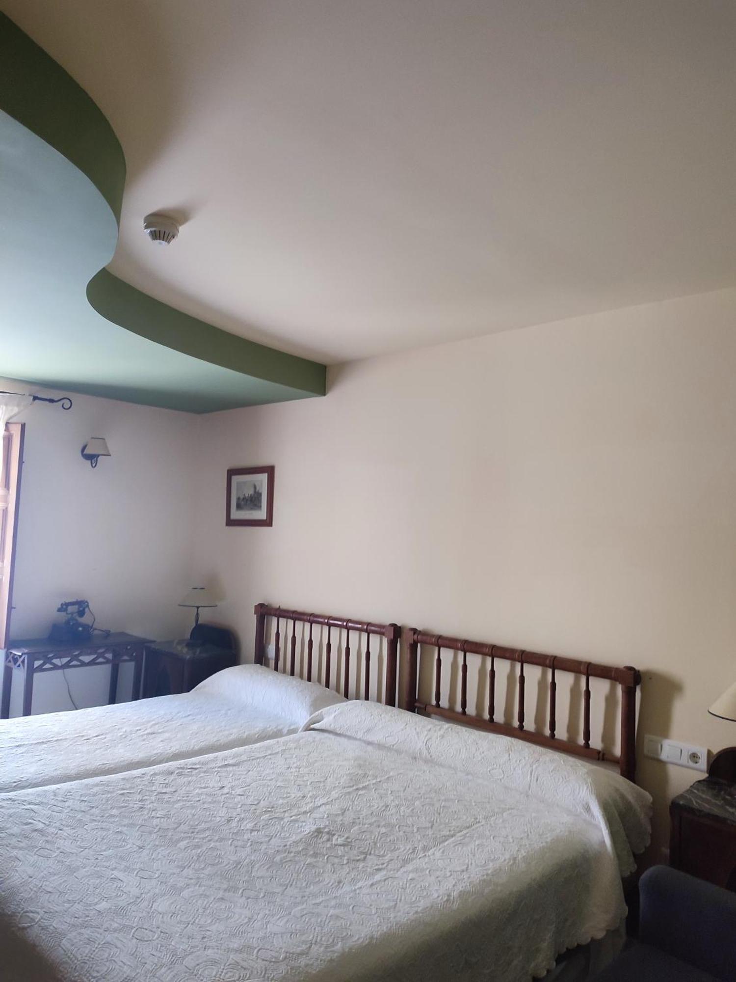 El Sester Bed and Breakfast La Torre de les Maçanes  Habitación foto