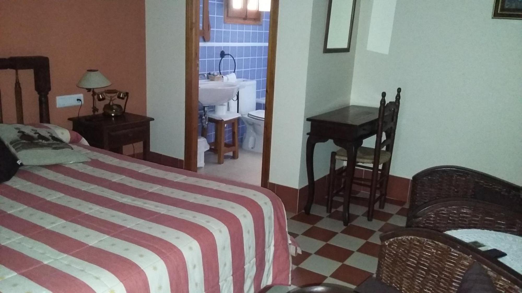 El Sester Bed and Breakfast La Torre de les Maçanes  Habitación foto